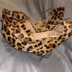 Size 10 Steve Madden Cheetah print wedges